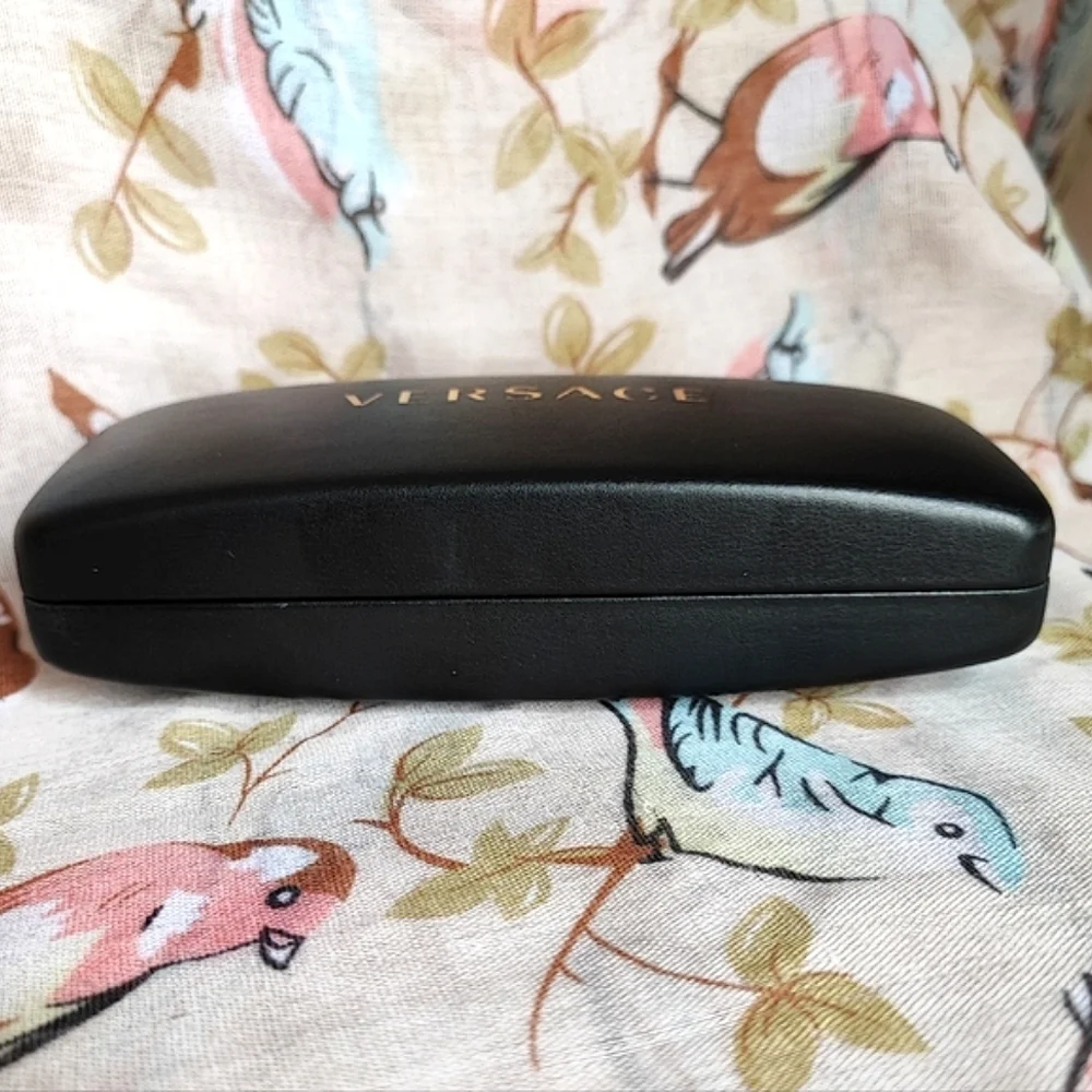 VERSACE Large Oversized Black Eyeglass Sunglasses Case & Cleaning Cloth *FLAW* - Picture 5 of 12